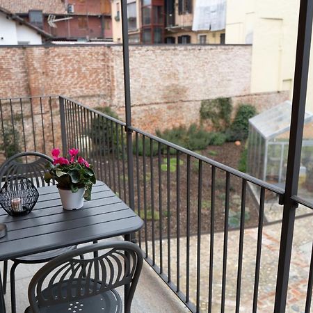 Ferienwohnung Centro Storico Recinto Dei Nobili 2-Private Parking Asti Exterior foto